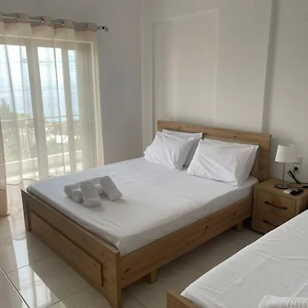 بيت ضيافة Himara Getaway Views Polisi i Vogel