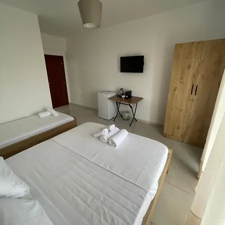 Himara Getaway Views * Polisi i Vogel
