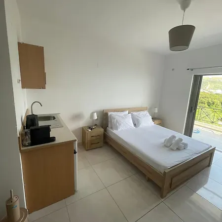 Himara Getaway Views Pensionat